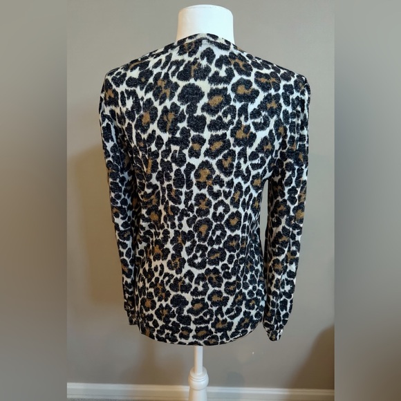 SOFT J Crew 🐆 leopard cheetah print long sleeve puff shoulder lightweight top - Picture 2 of 7